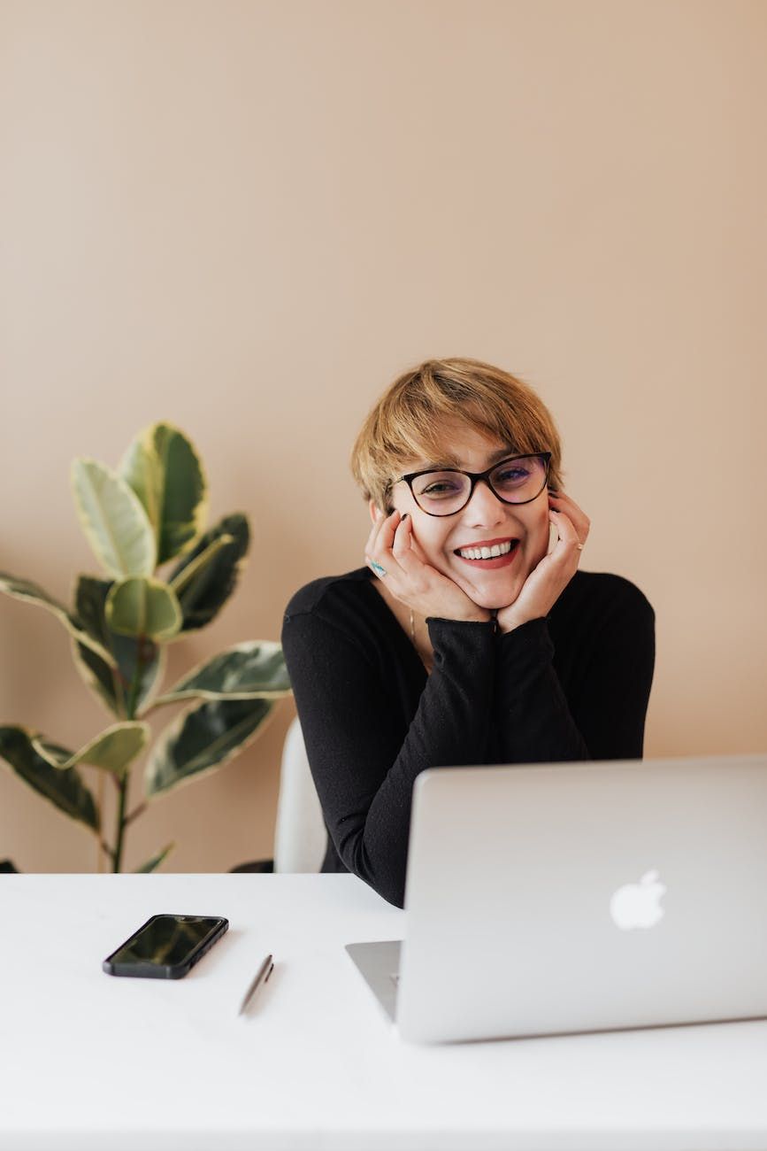Karolina Grabowska / PEXELS "Zastarele veščine? Zakaj je vseživljenjsko učenje ključ do uspeha!"